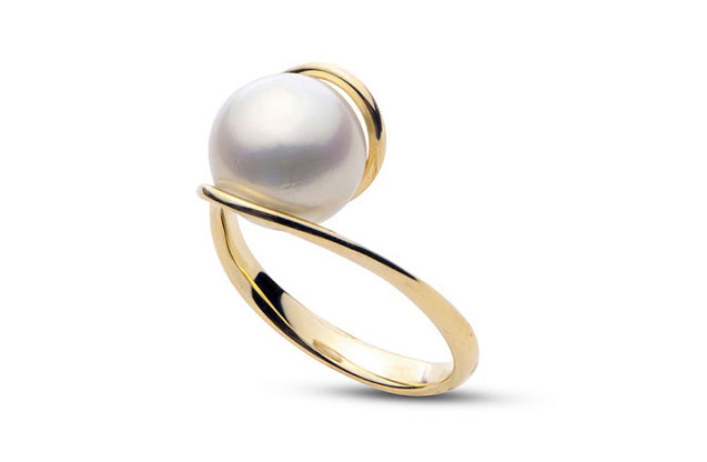 Imperial Pearls - gold-swirl-ring-917197AA.jpg - brand name designer jewelry in Oregon, Ohio